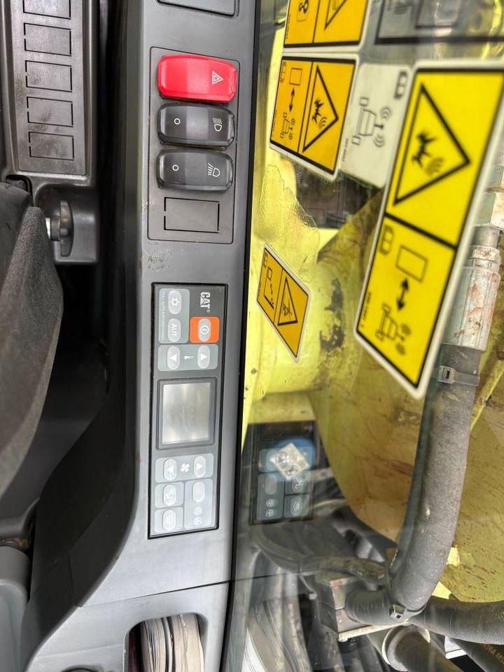 2015 Caterpillar M320F Wheel Excavator