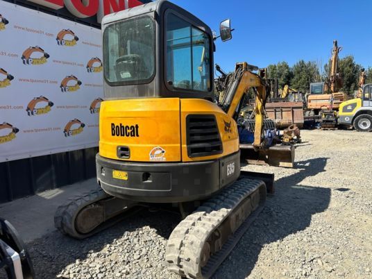 2016 Bobcat E35 Mini Excavator