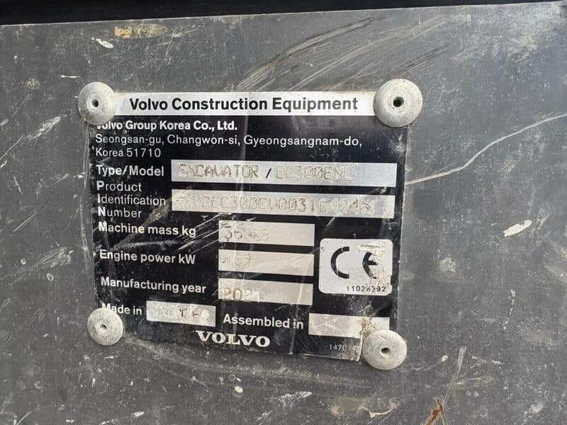 2021 Volvo EC300E Crawler Excavator