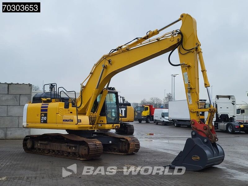2021 Komatsu PC210LC-11 Crawler Excavator