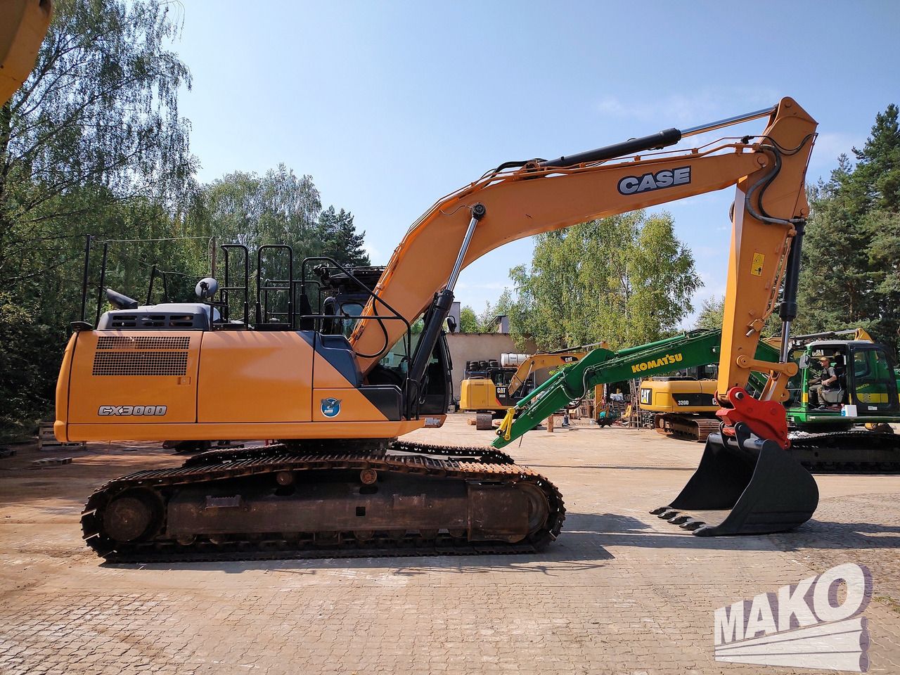 2016 CASE CX300D Crawler Excavator