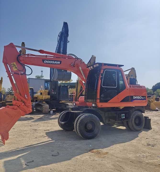 Doosan DH150W-7 Wheel Excavator