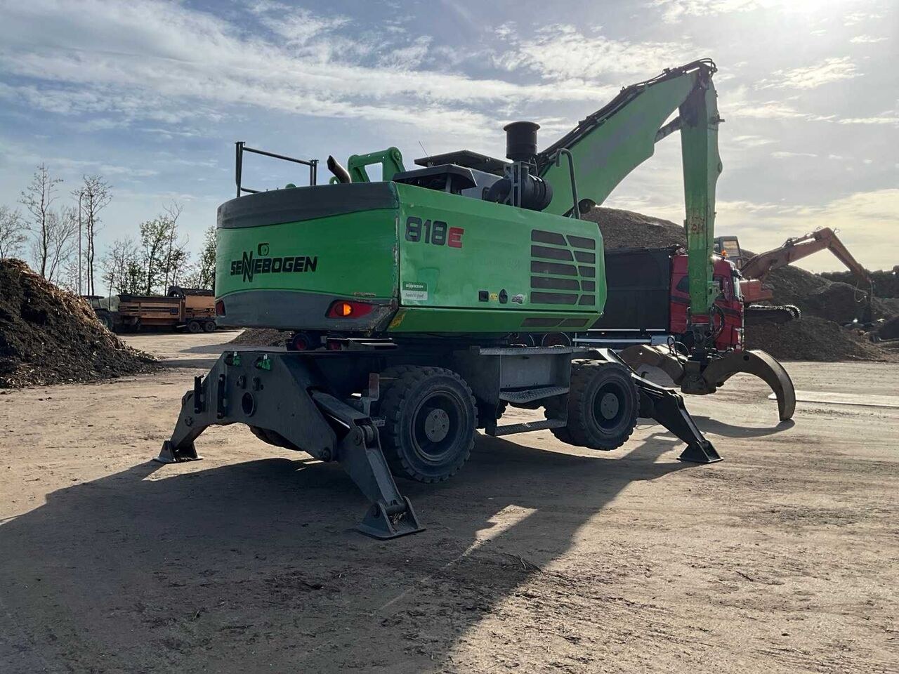 2015 Sennebogen 818 Wheel Excavator