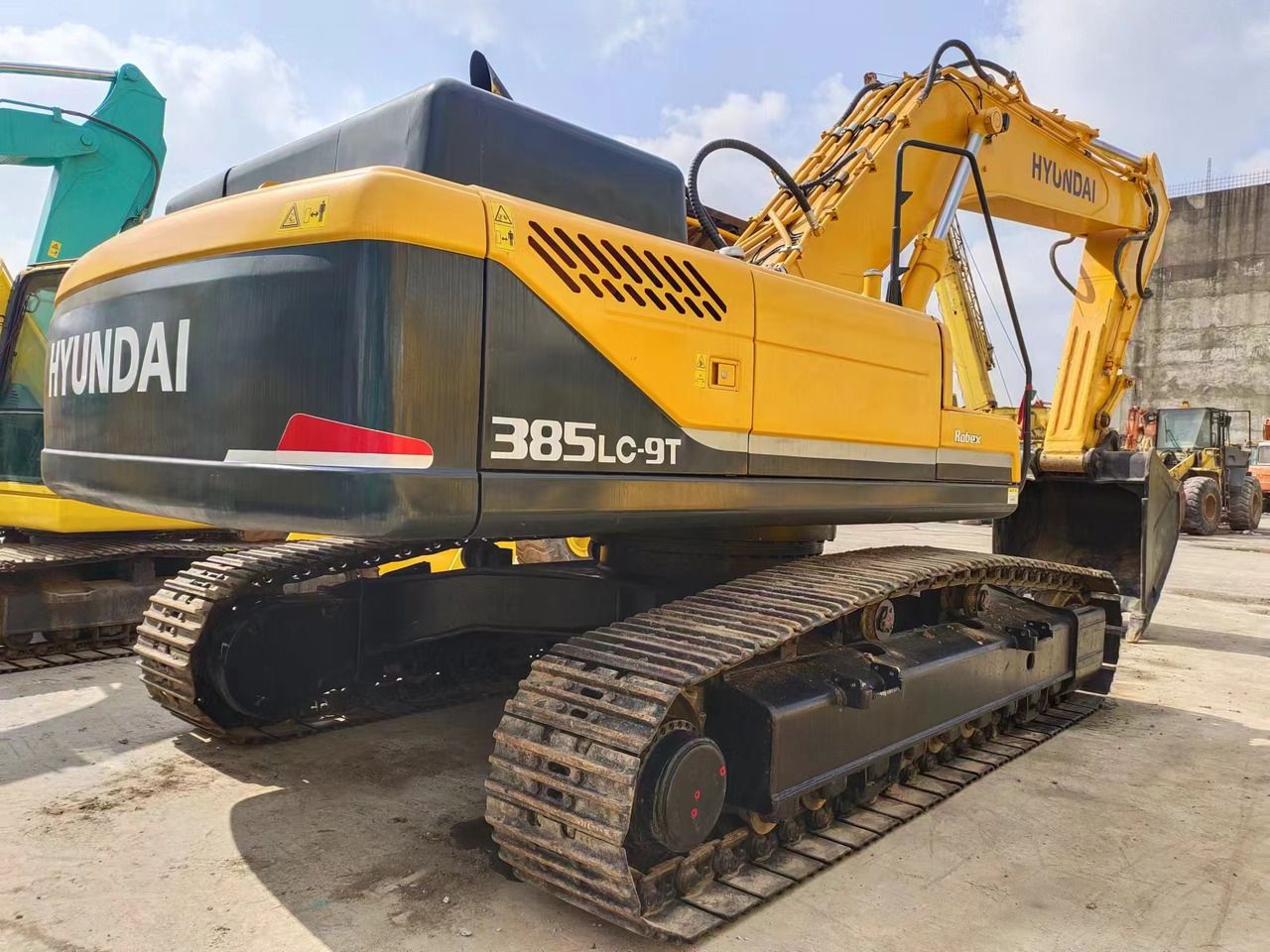 2018 Hyundai R385LC-9T Crawler Excavator