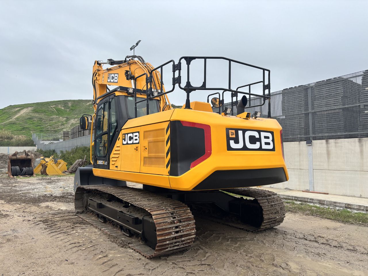 Excavator JCB (2021)