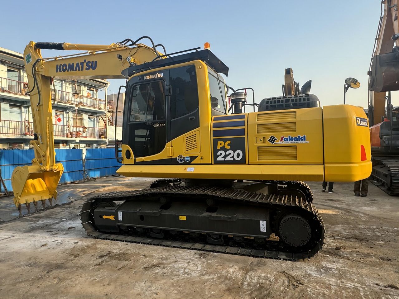 2024 Komatsu PC220-8 Crawler Excavator
