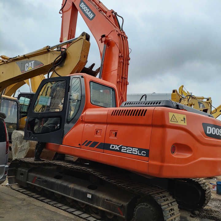 2018 Doosan DH150 Crawler Excavator