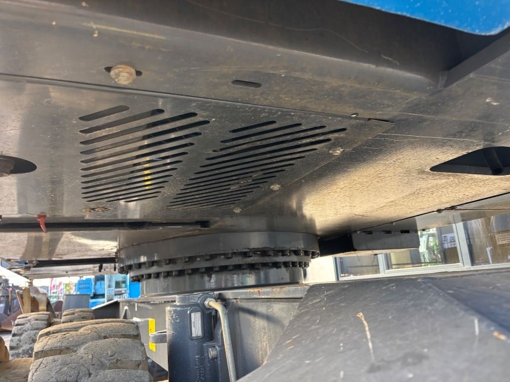 2018 Fuchs MHL331F Material Handler