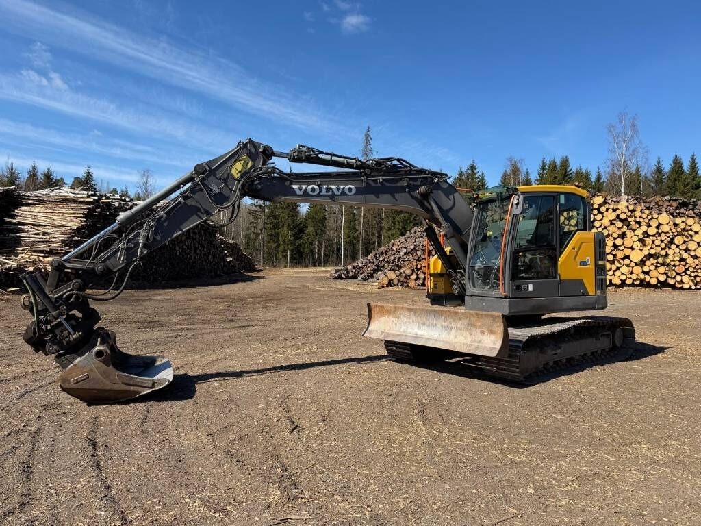 2017 Volvo ECR145EL Crawler Excavator