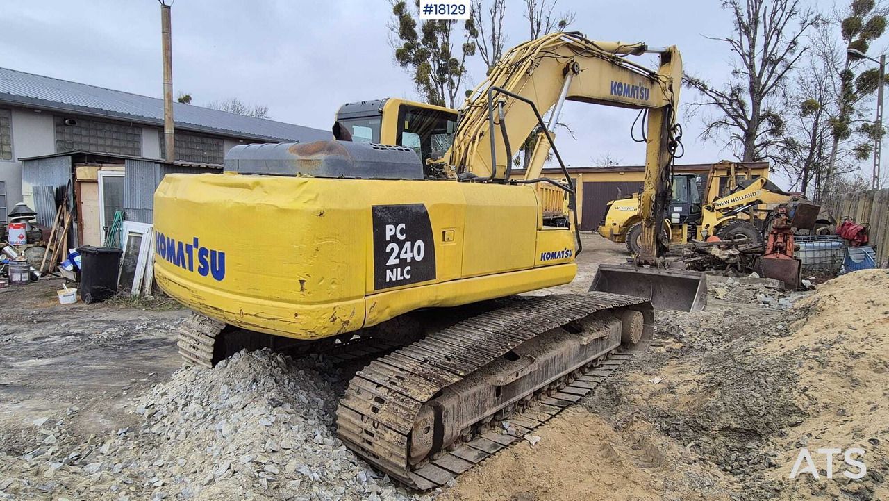 2006 Komatsu PC240LC-8 Crawler Excavator