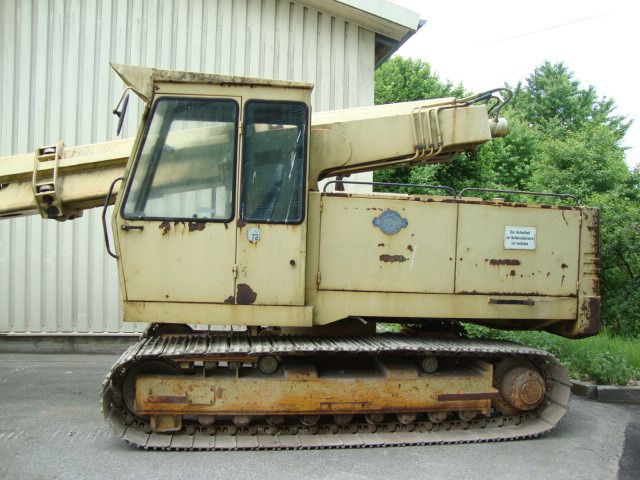 EWK PL820R Crawler Excavator