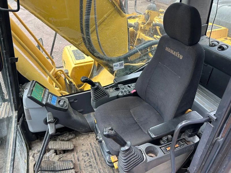 2011 Komatsu PC240LC-8 Crawler Excavator