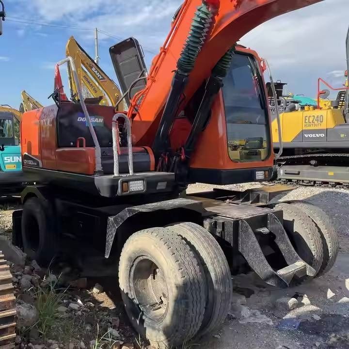 2023 Doosan DX150W-9C Wheel Excavator