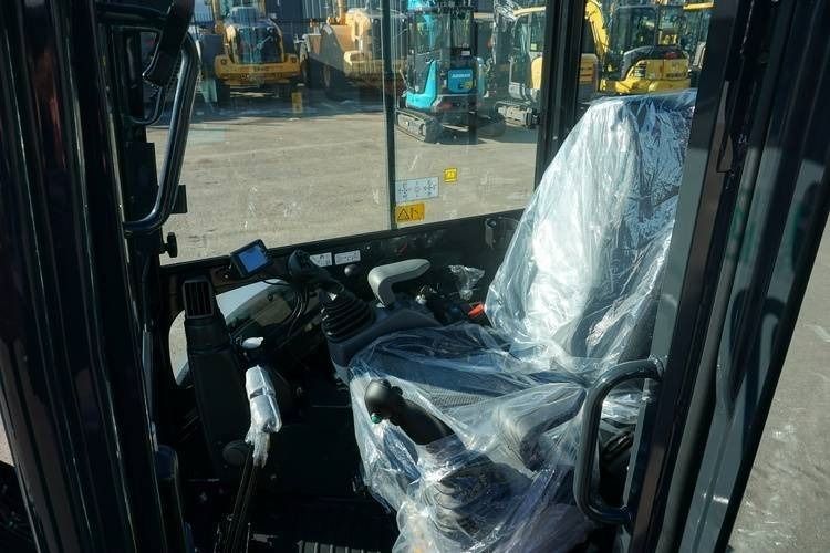 2023 Airman AX26U-7 Mini Excavator