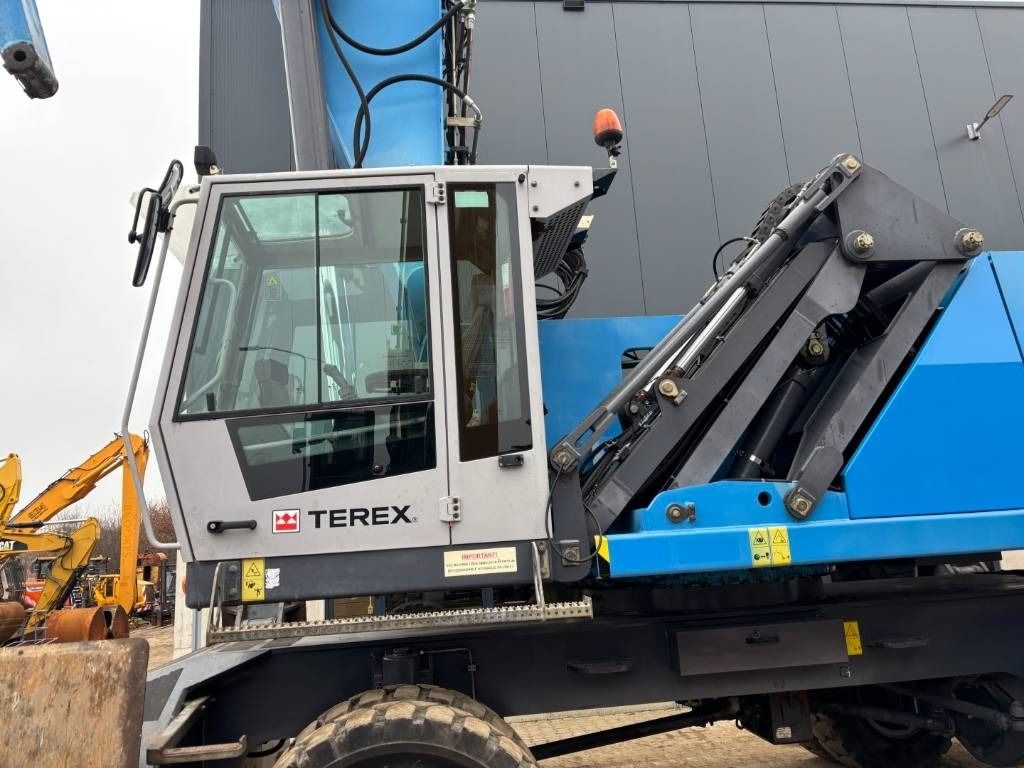 2013 Fuchs MHL380 Material Handler