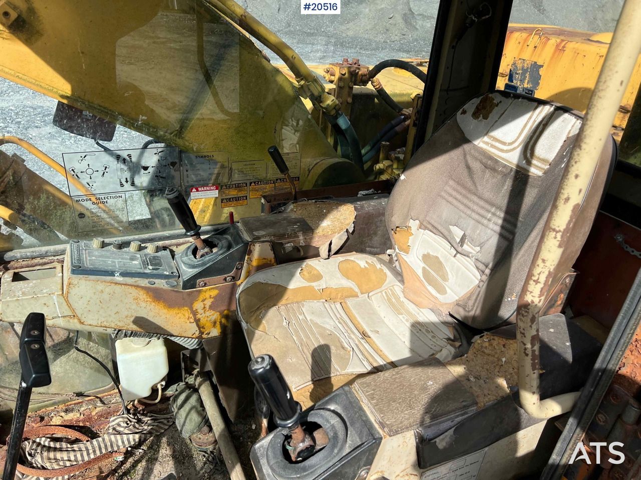 1998 Komatsu PC200-3 Crawler Excavator