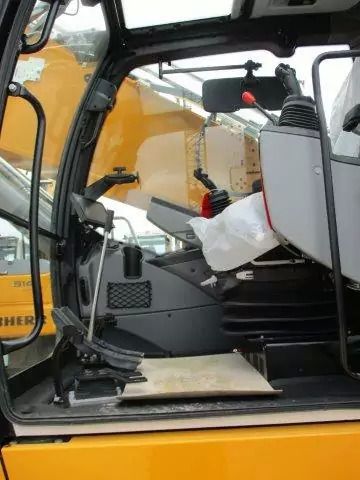 2023 Liebherr R 938 NLC LITRONIC G8.0-D Crawler Excavator