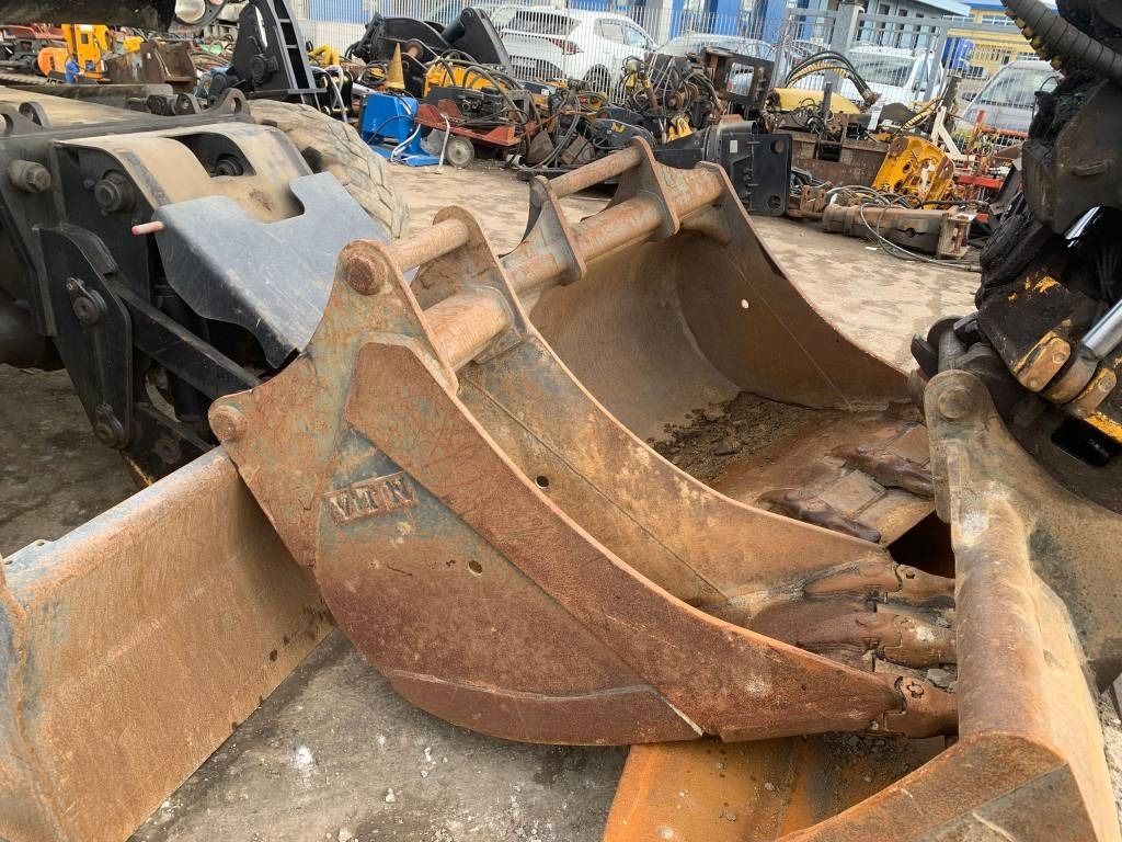 2018 JCB JS145W Wheel Excavator