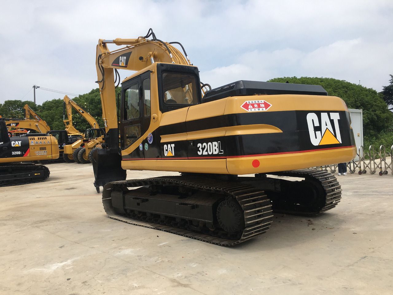 2020 Caterpillar 320BL Crawler Excavator