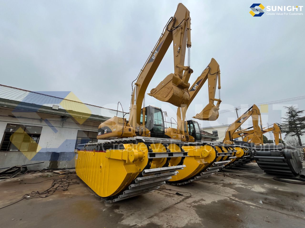 2020 Caterpillar 320CL Amphibious Excavator