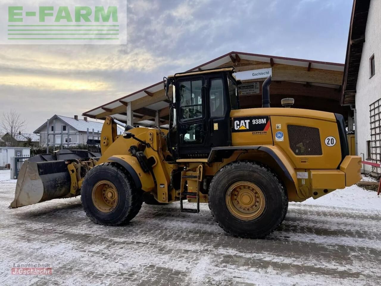 2019 Caterpillar 938M Mini Excavator