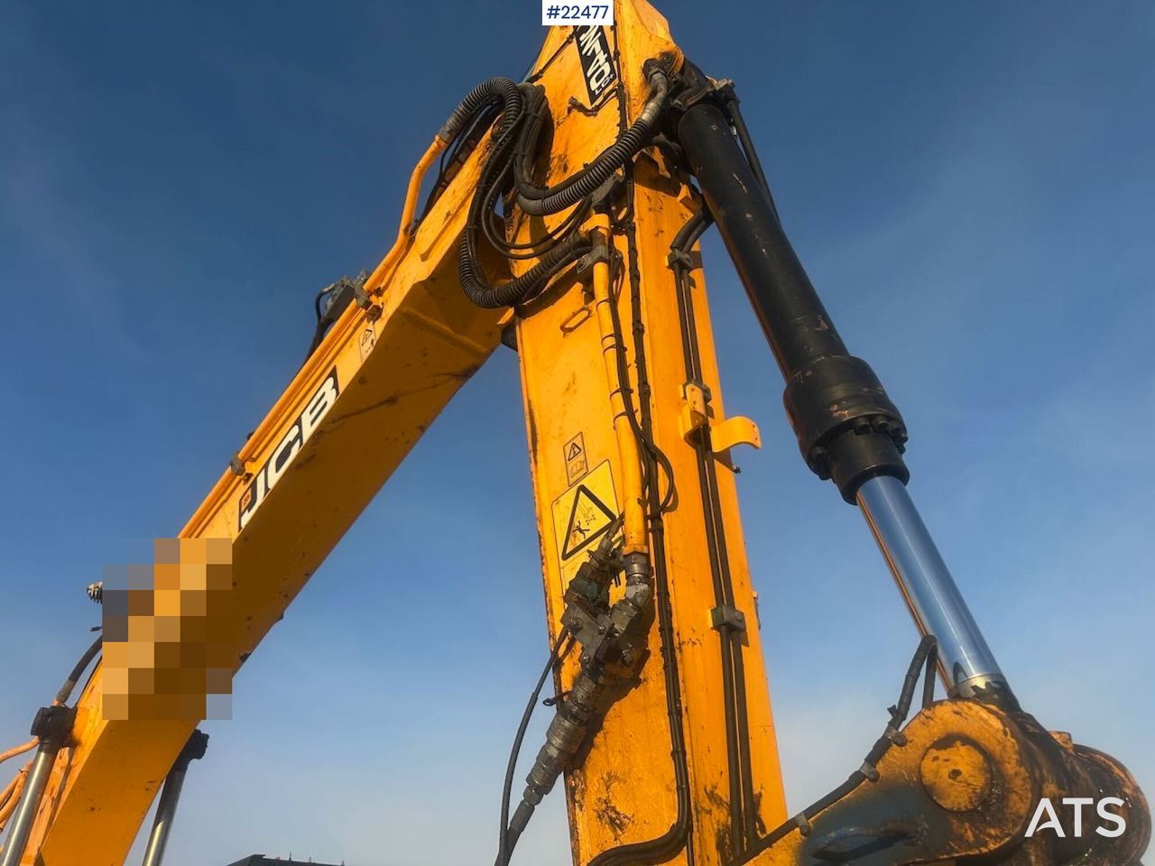 2016 JCB JZ140LC Crawler Excavator