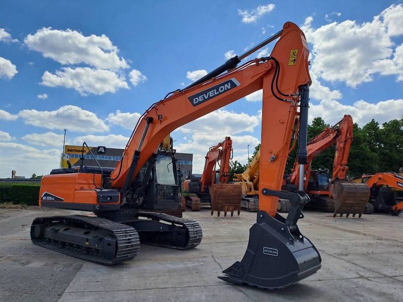 2025 Doosan DX225LC-7 Crawler Excavator