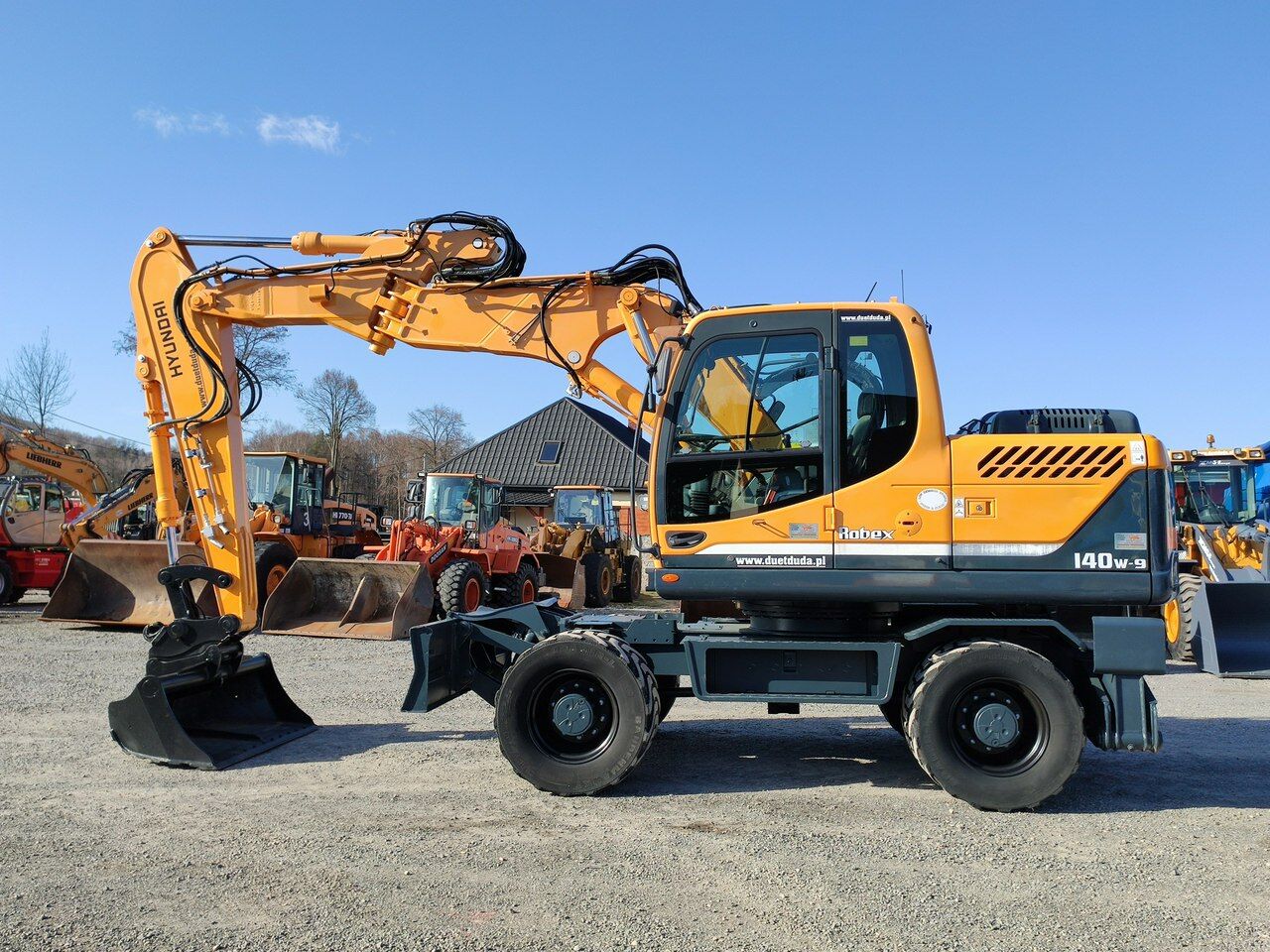 2014 Hyundai R140W-9 Wheel Excavator