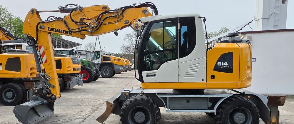 2017 Liebherr A914 COMPACT Wheel Excavator
