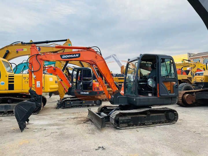 2022 Doosan DH60-7 Crawler Excavator