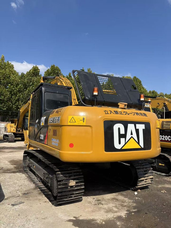 2024 Caterpillar KAT320D