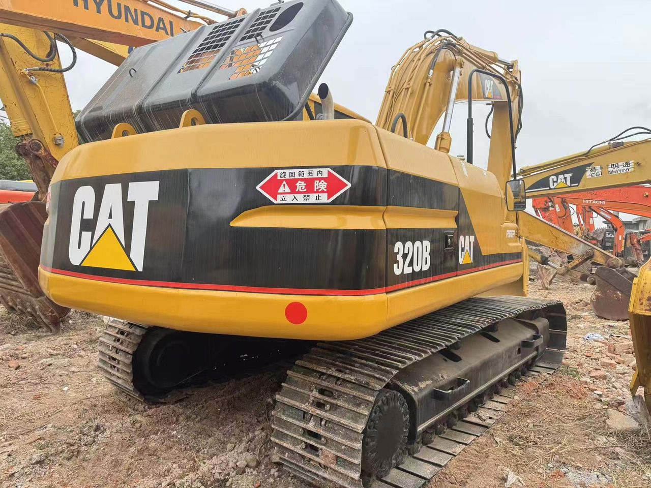 2015 Caterpillar 320B Crawler Excavator