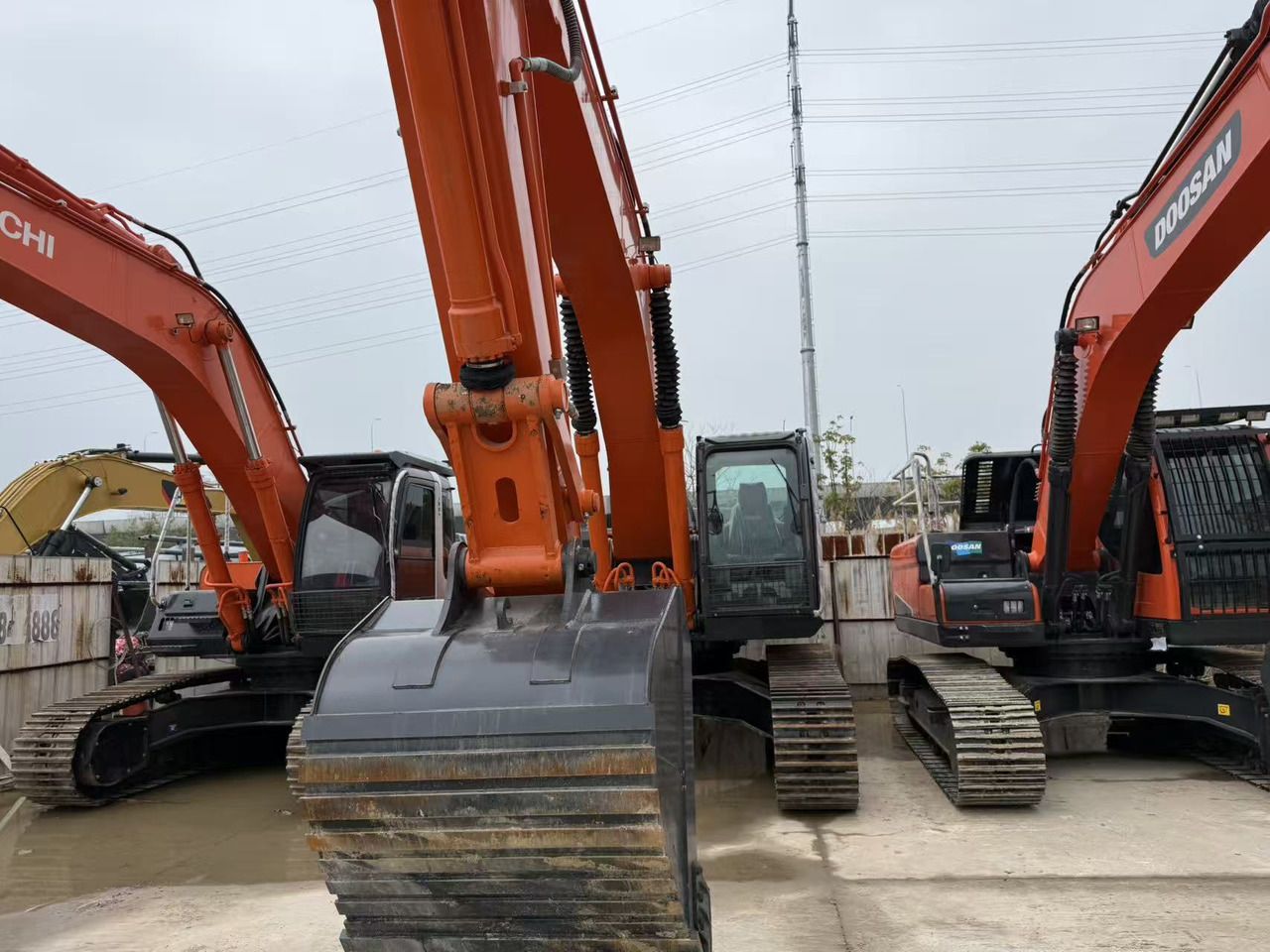 2023 Hitachi 350-5G Crawler Excavator