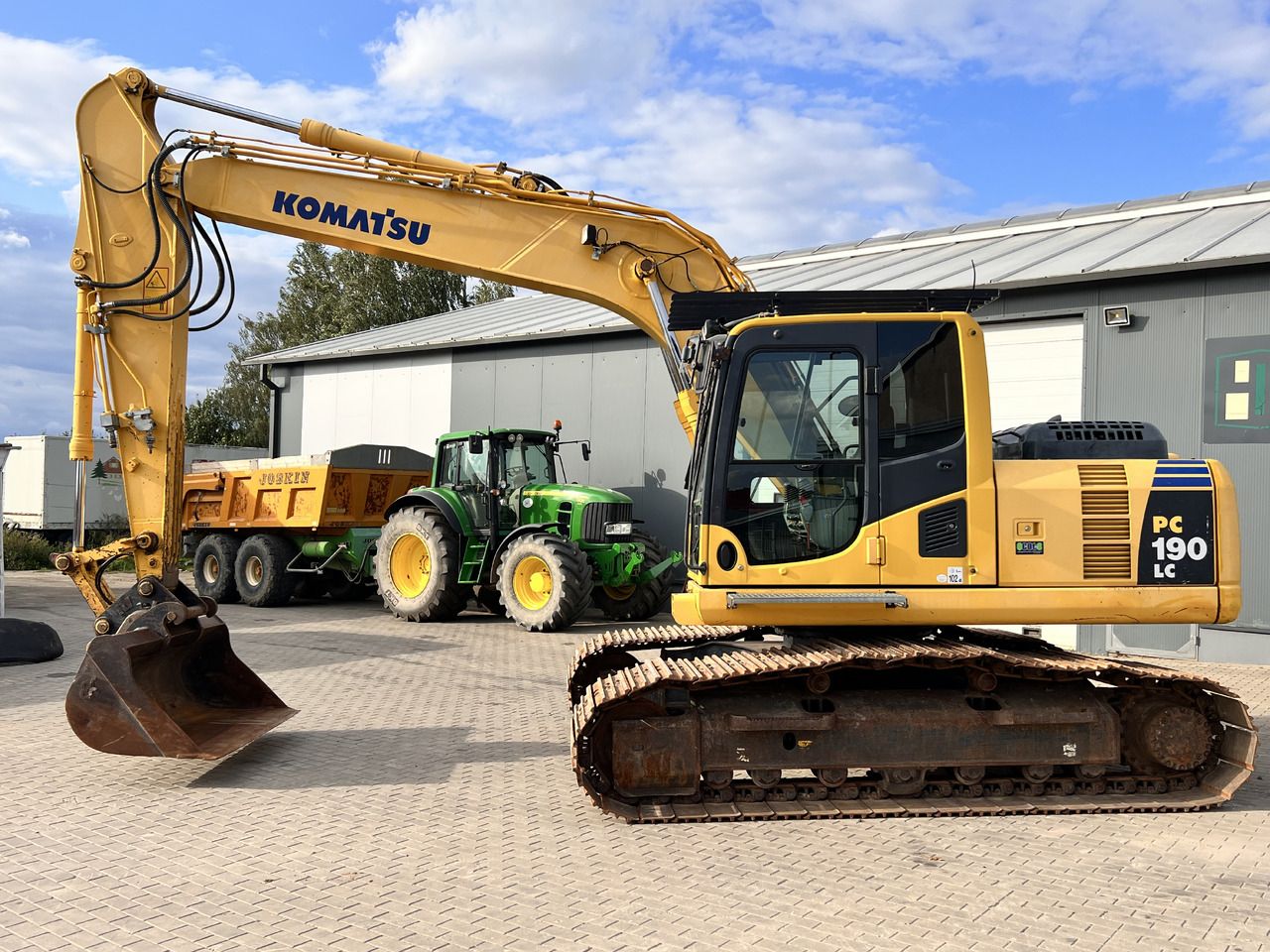 2014 Komatsu PC190LC-8 Crawler Excavator