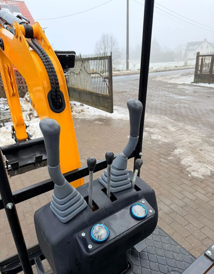 2025 JPC KV12 Mini Excavator