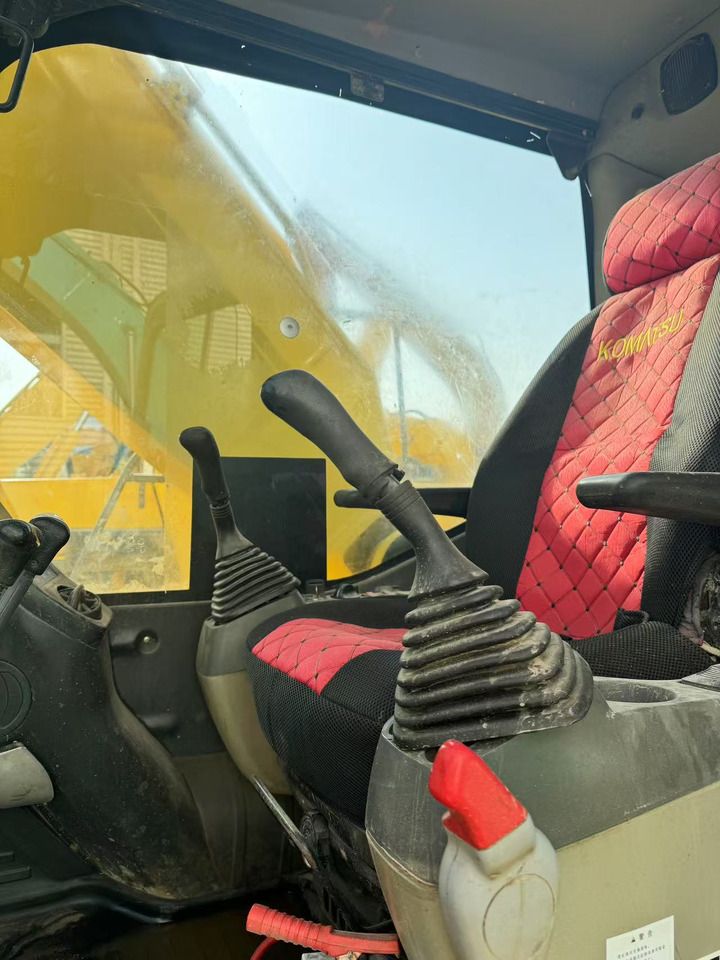 2018 Komatsu PC200-8 Crawler Excavator