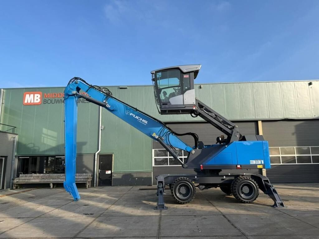 2018 Fuchs MHL331F Material Handler