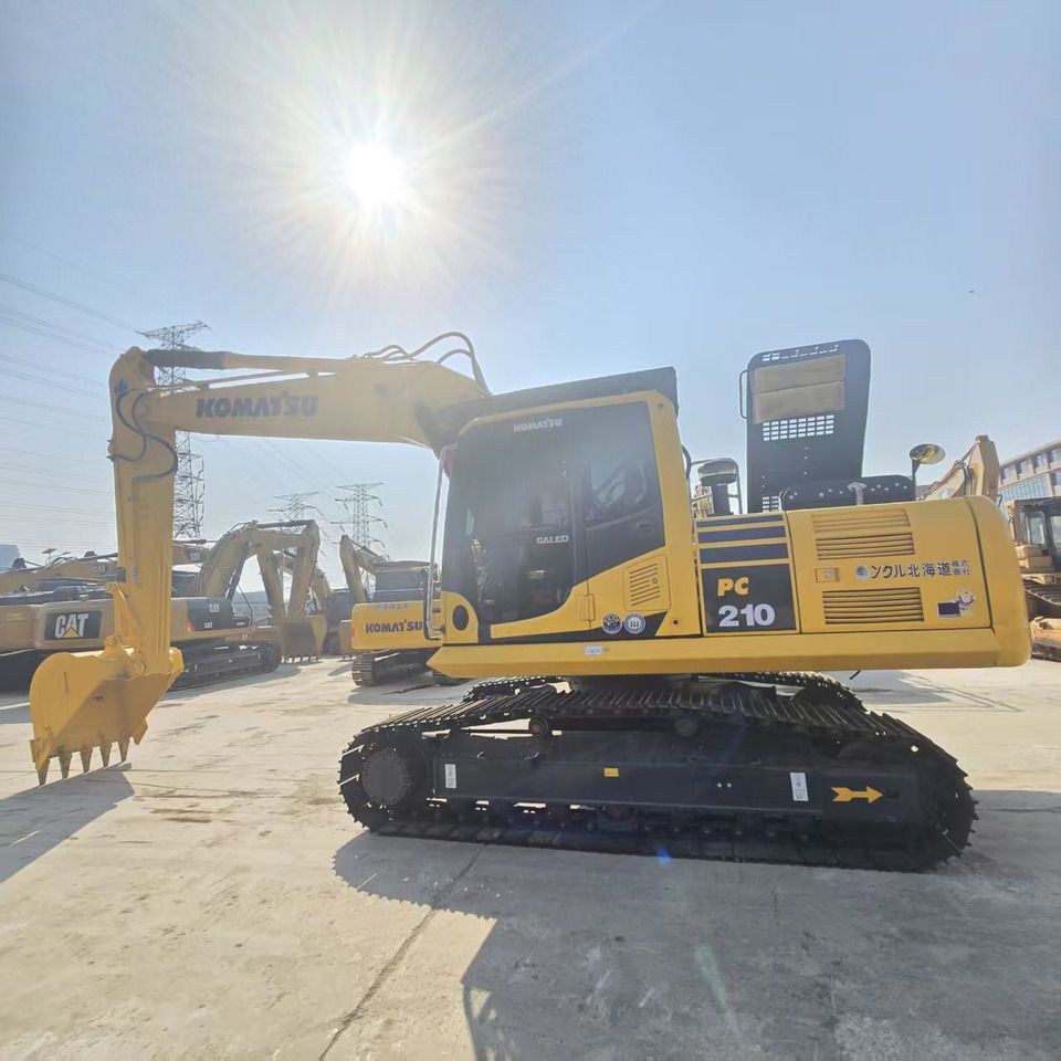 2024 Komatsu PC210 Crawler Excavator