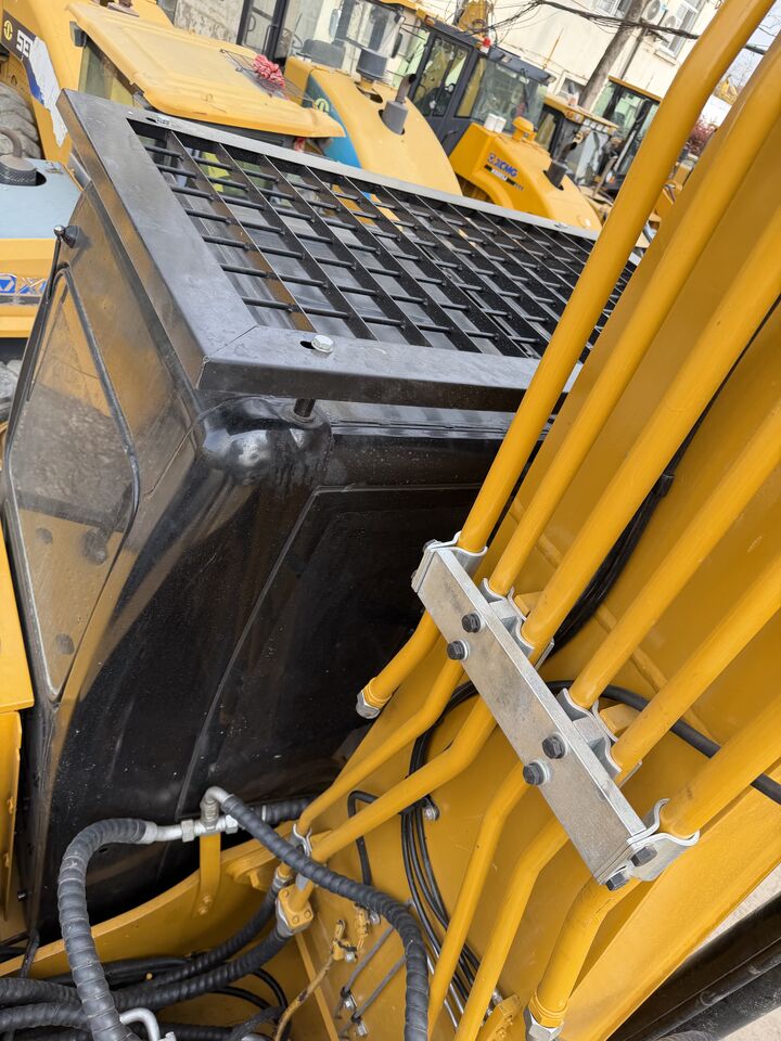 2025 Caterpillar 323D2L Crawler Excavator
