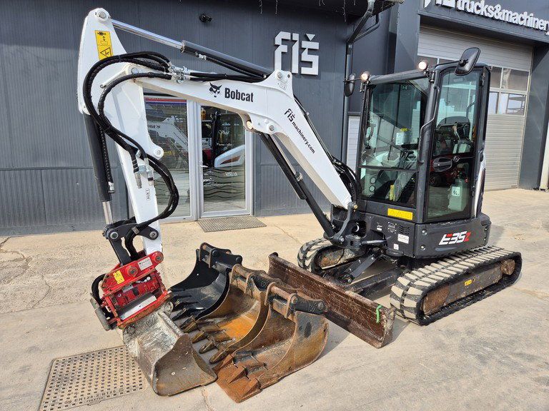 2021 Bobcat E35Z Mini Excavator
