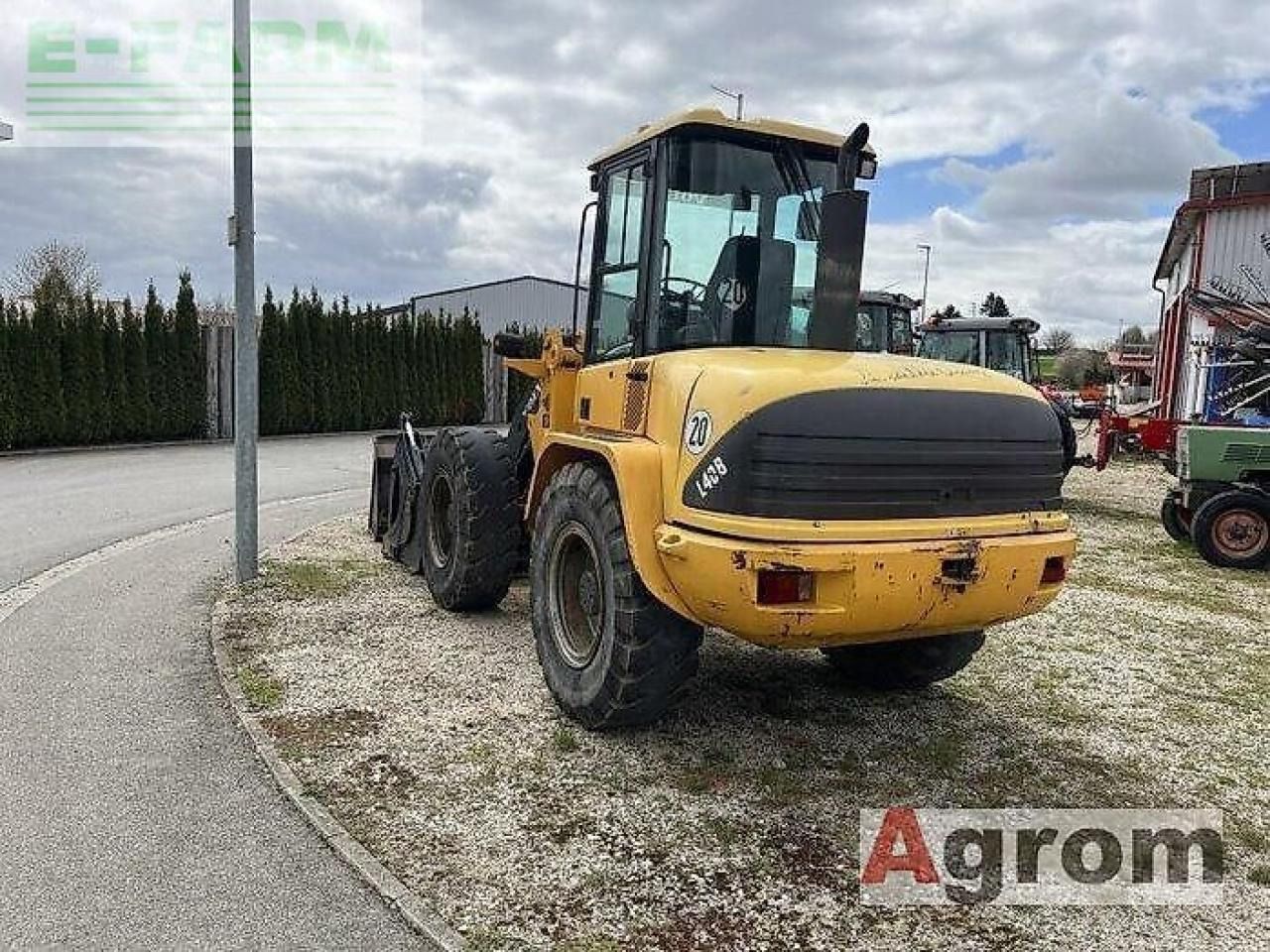 2000 Volvo L40B Mini Excavator