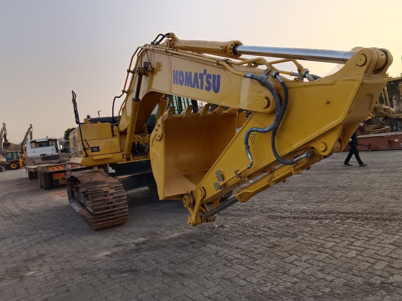 2024 Komatsu PC210 Crawler Excavator