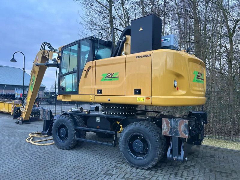 2021 Caterpillar MH22 Material Handler