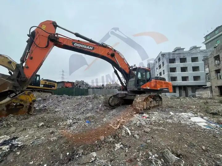 2020 Doosan DX520LC-9C Crawler Excavator