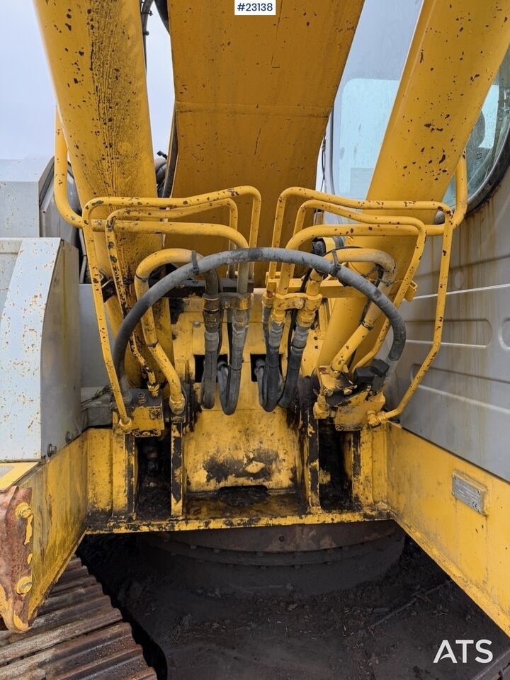 2006 New Holland E235SR Crawler Excavator