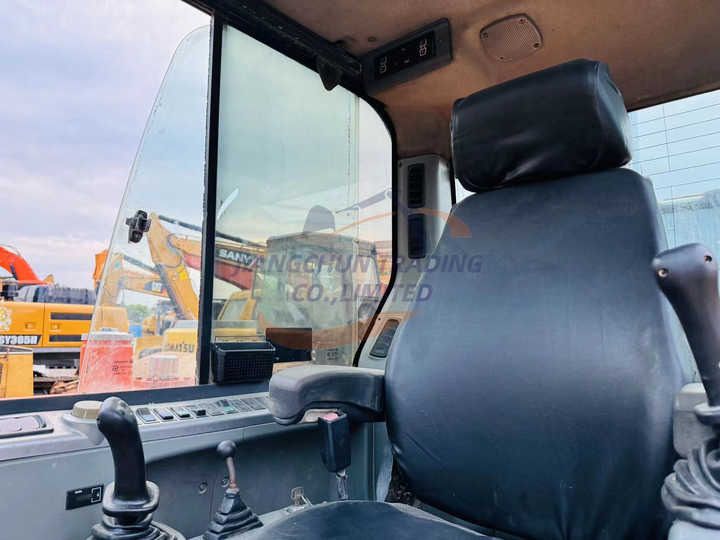 2022 Doosan DH60-7 Crawler Excavator