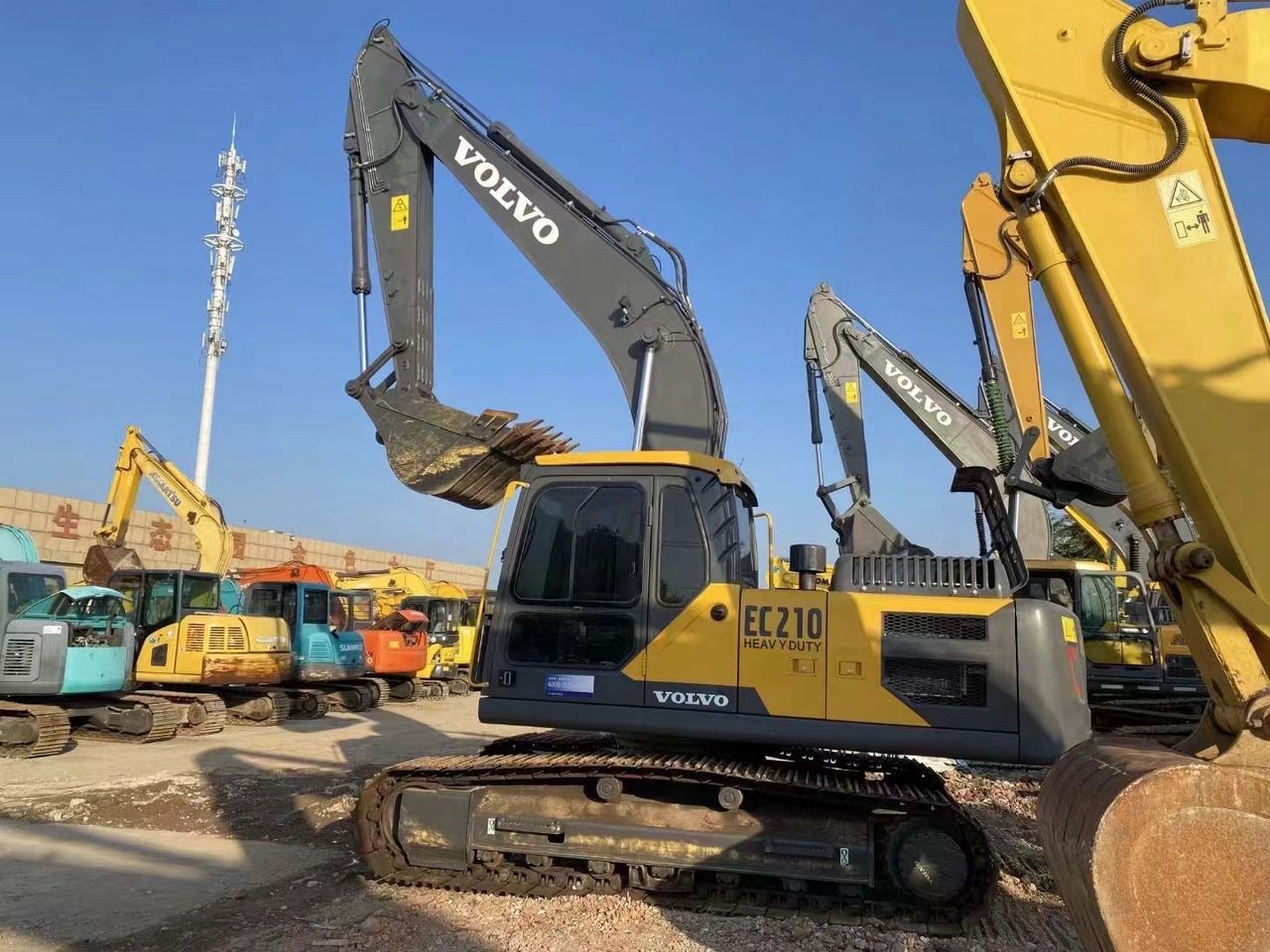 2022 Volvo EC210 Crawler Excavator