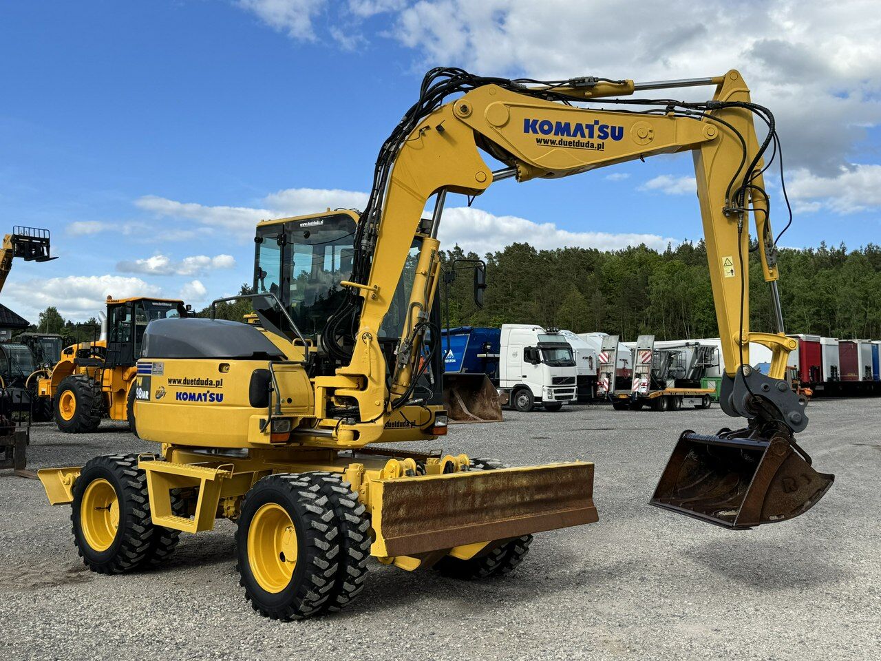 2009 Komatsu PW98MR-8 Wheel Excavator