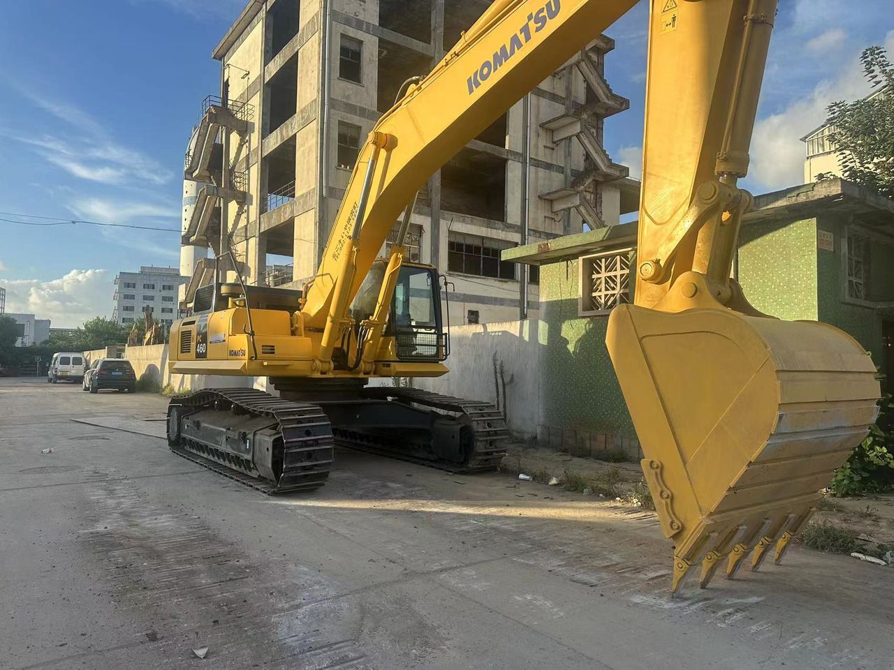 2020 Komatsu PC460LC-8 Crawler Excavator