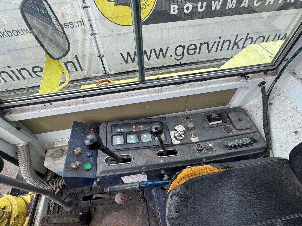 1992 Komatsu PC30 Wheel Excavator